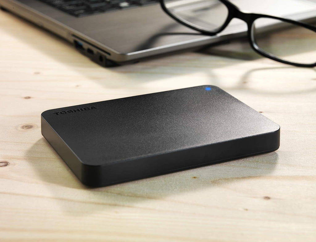 Toshiba Canvio Basics USB-C 1 TB Portable HDD + Protective Case